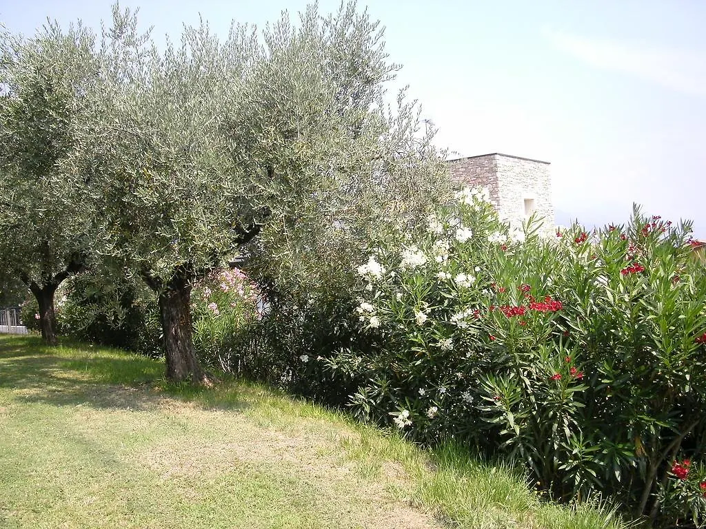 B&B Agli Ulivi Manerba del Garda 3*,  Italia