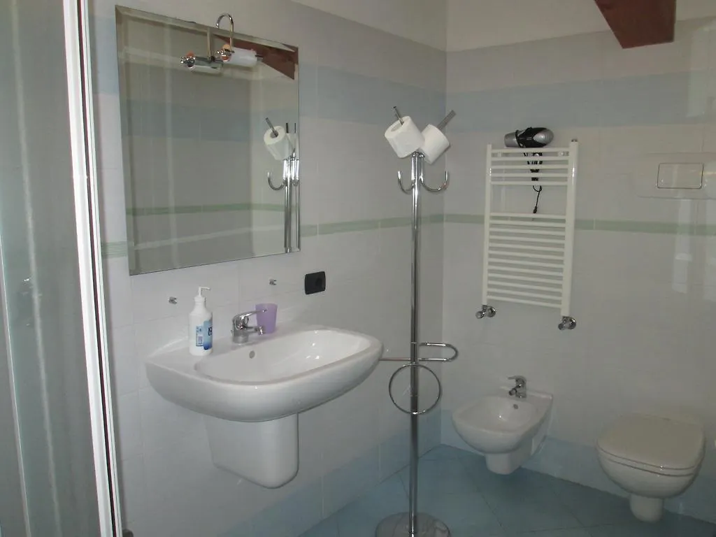 B&B Agli Ulivi Manerba del Garda 3*,